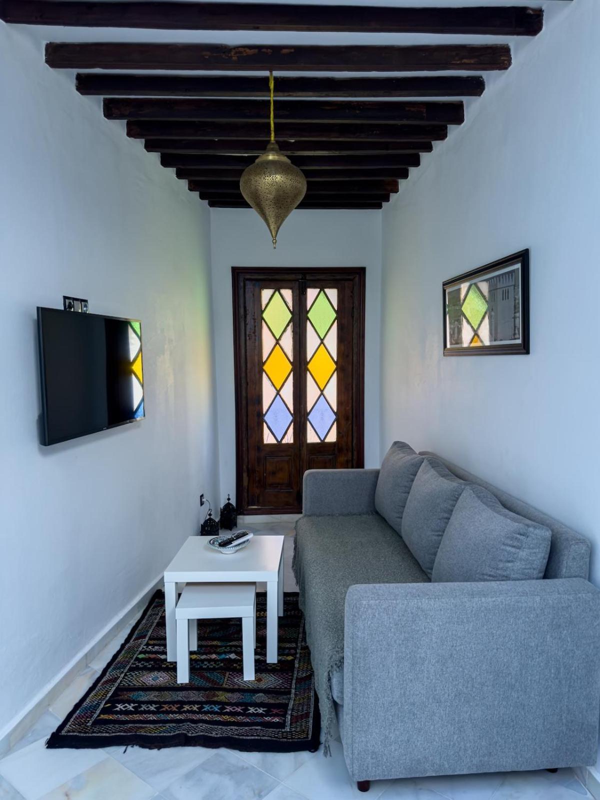 Maison Mouna * طنجة